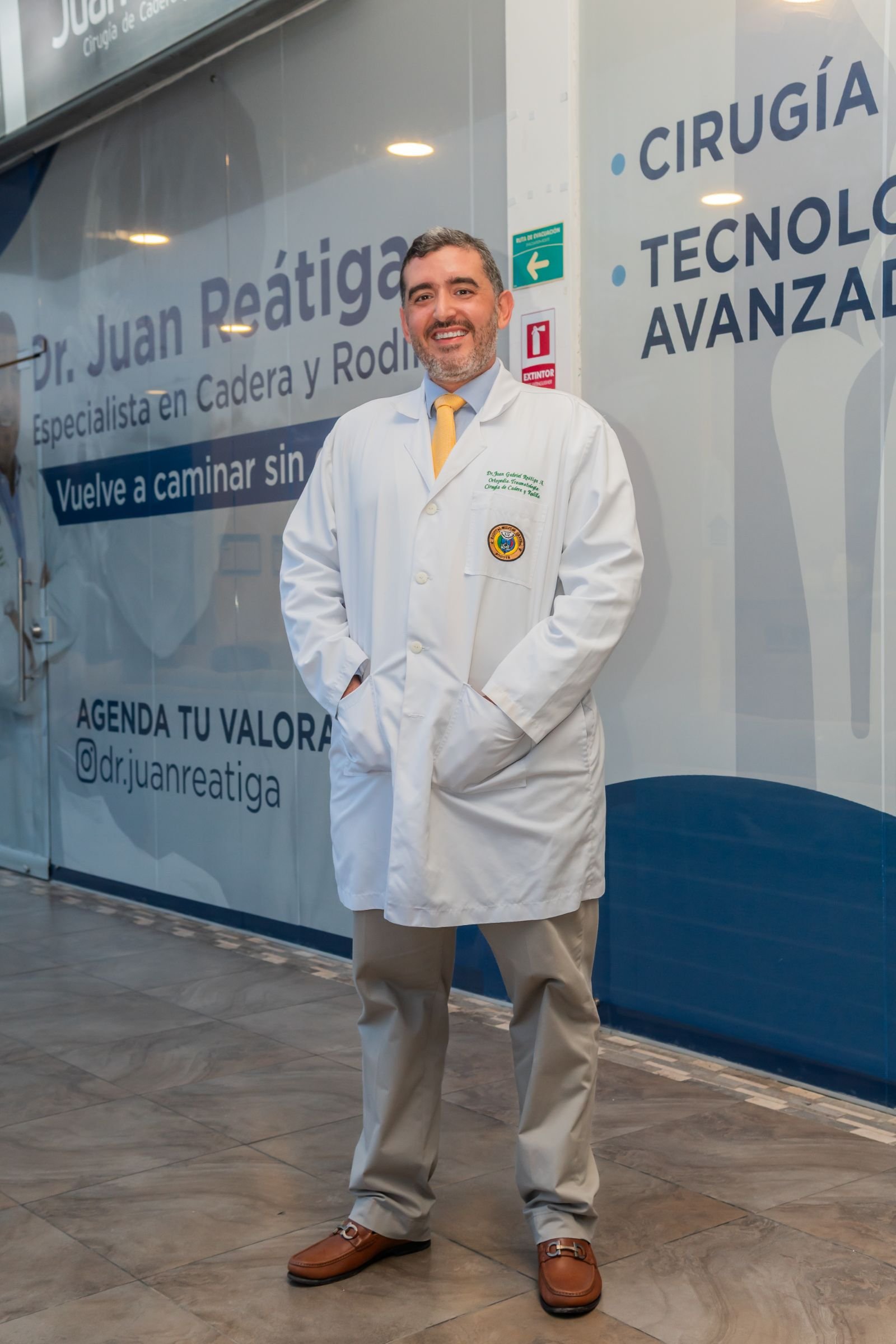 Dr. Juan Reátiga, cirujano de cadera y rodilla en Barranquilla